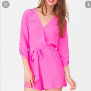 Yumi Kim neon pink romper -M
